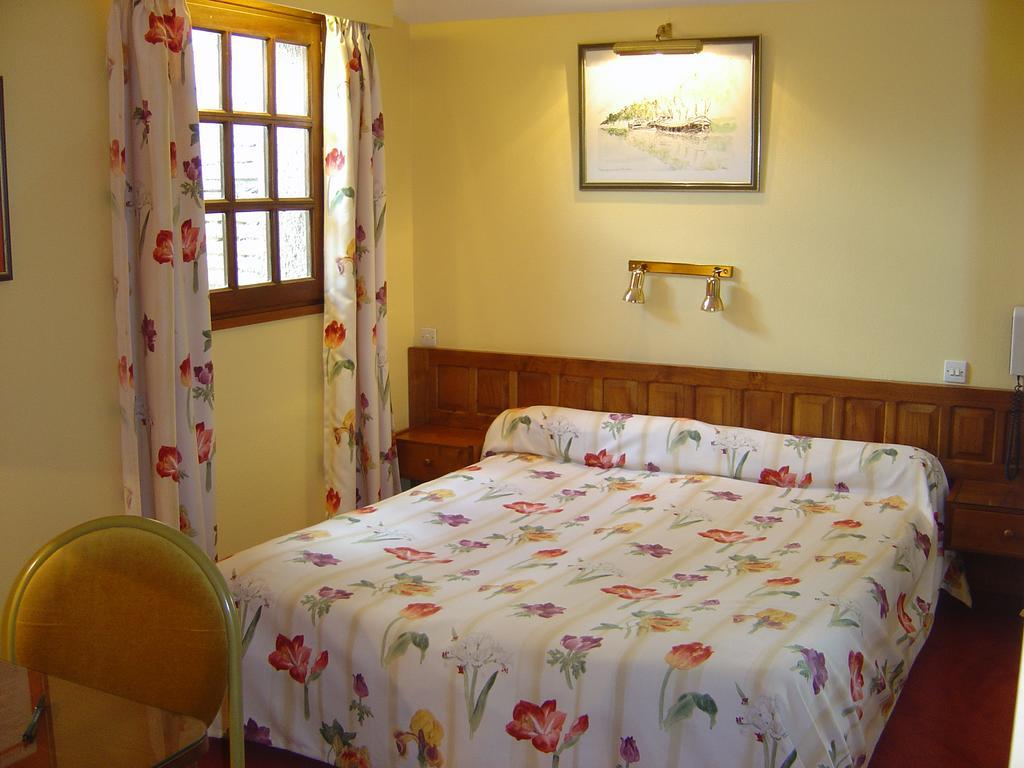 Le Ratelier Hotel Montaigut-sur-Save Ngoại thất bức ảnh