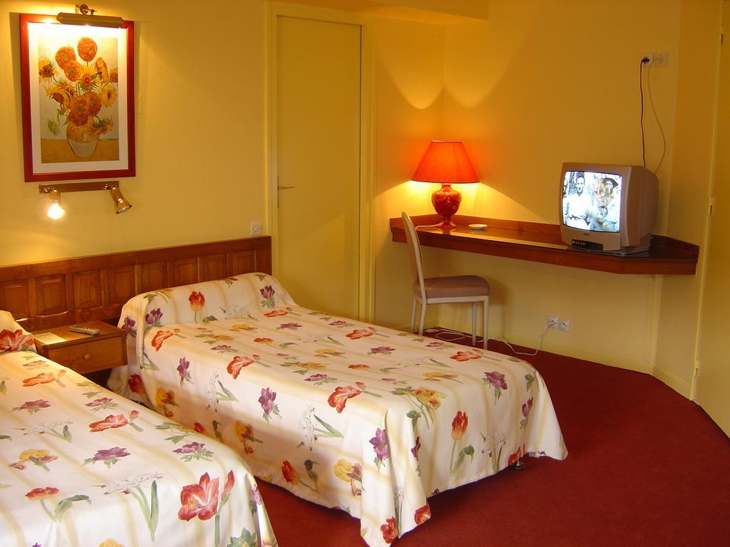Le Ratelier Hotel Montaigut-sur-Save Ngoại thất bức ảnh